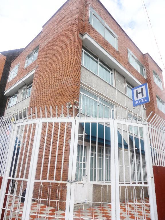 Hotel Casa Sarita Bogotá Zewnętrze zdjęcie